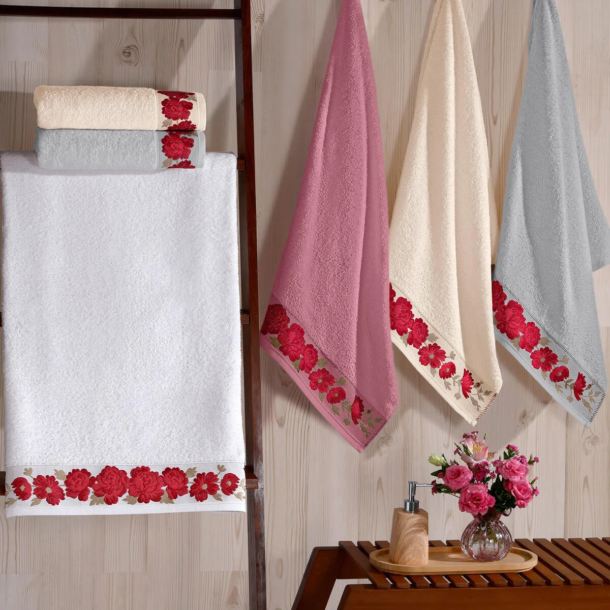 Toalha de Rosto Jacquard Algodão com Poliéster 460g/m² Floral 50x70cm