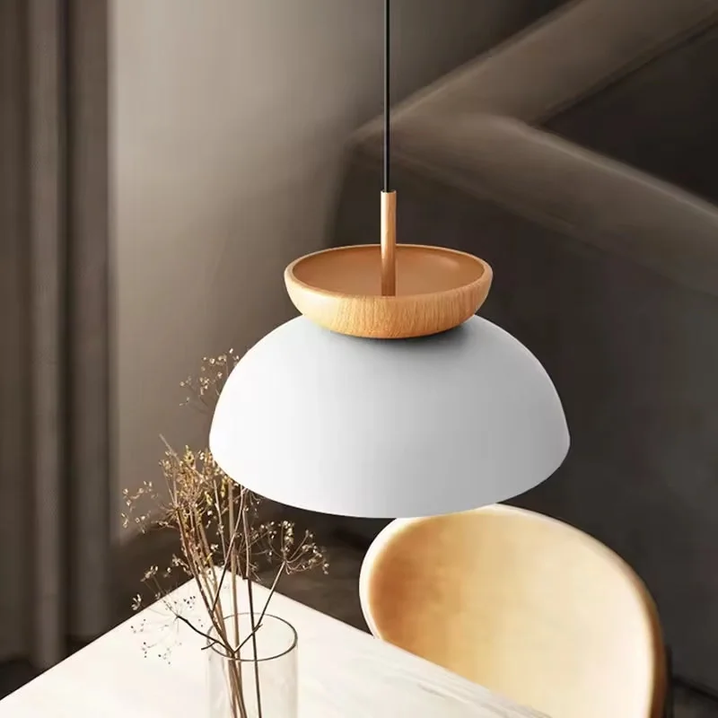Pendente Metal e Madeira Cúpula Design Nórdico para Ambientes Aconchegantes