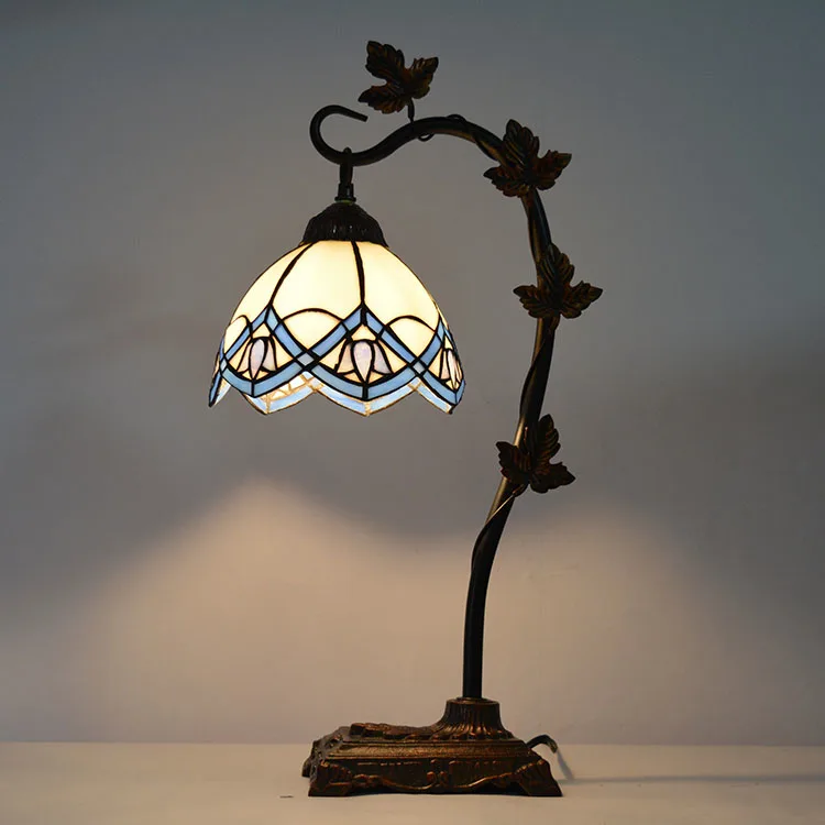 Abajur de Mesa Tiffany 8" Floral — Vitral Artesanal