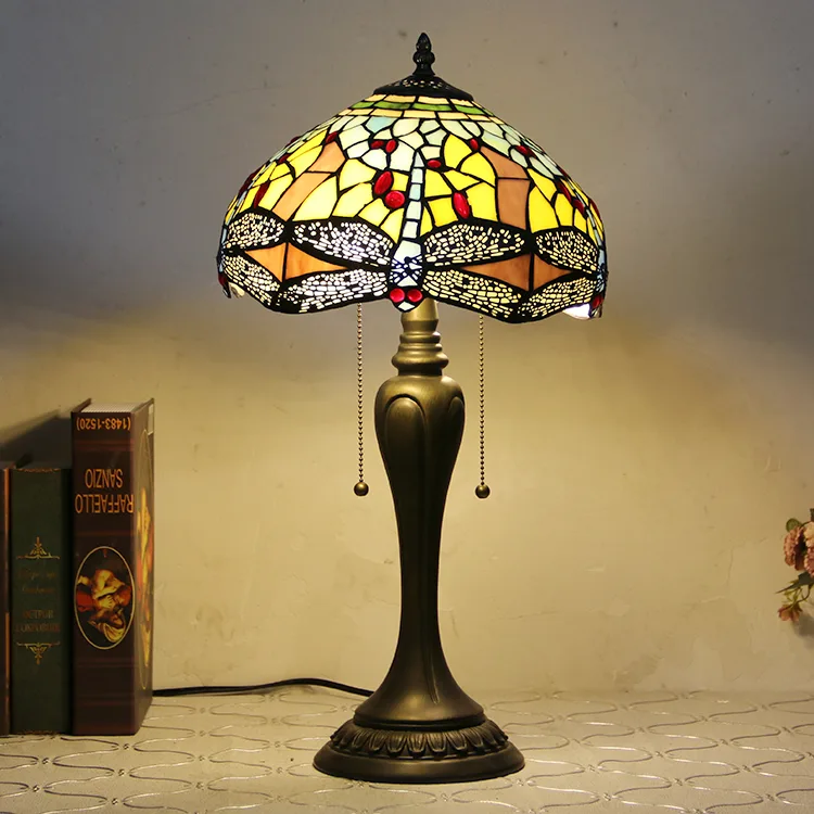 Abajur de Mesa Tiffany 12" Libélula — Vitral Artesanal