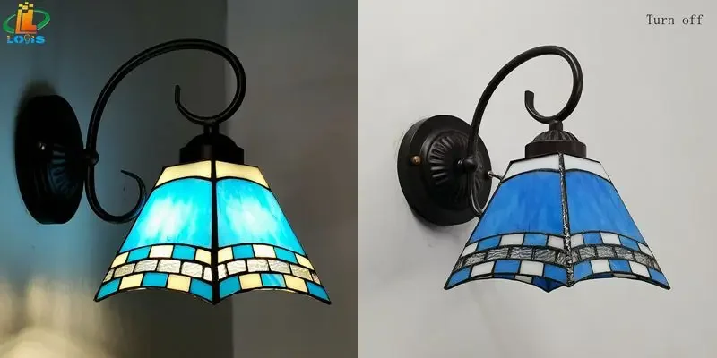 Arandela Tiffany Romena Vitral Quadrada: Charme Clássico para Seu Ambiente