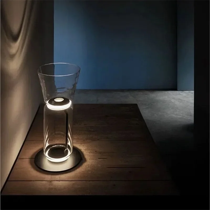Luminária de Chão de Vidro Design Clássico Italiano