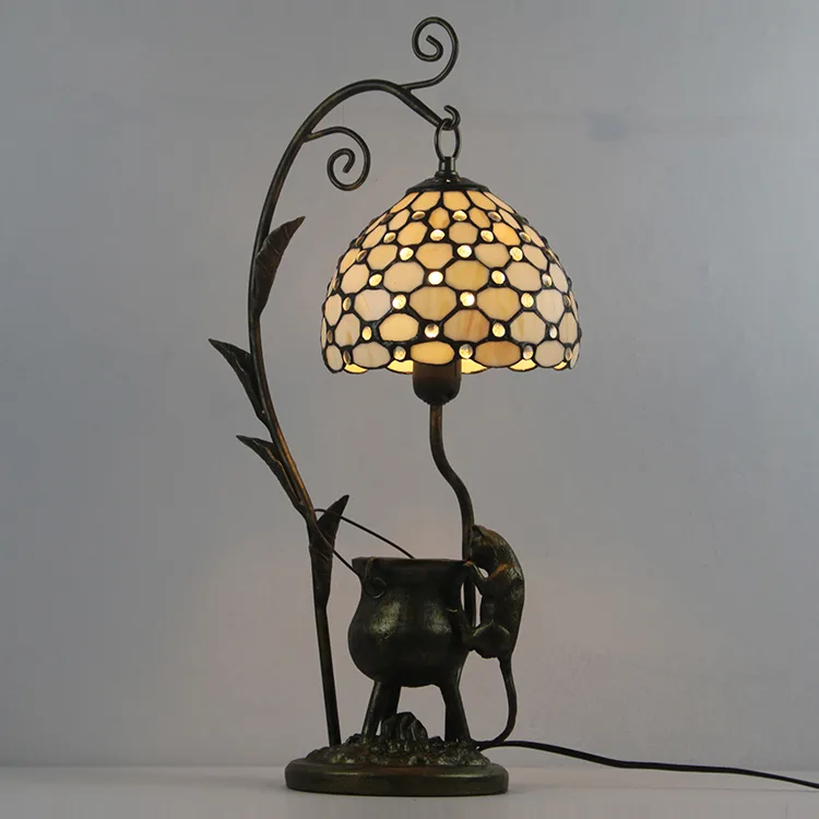 Abajur de Mesa Tiffany Missangas — Vitral Artesanal