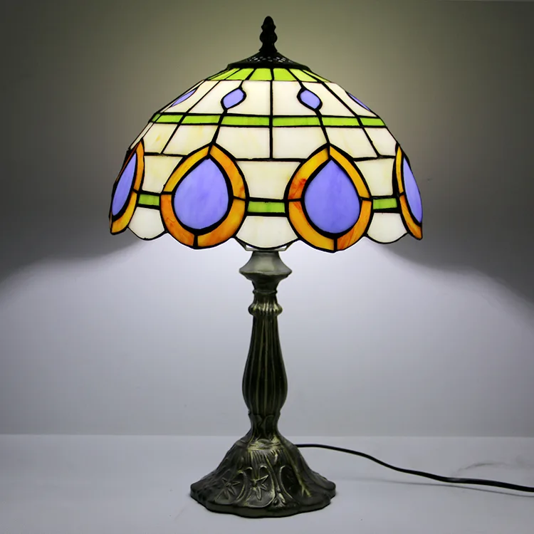 Abajur de Mesa Tiffany 12" Pavão — Vitral Artesanal