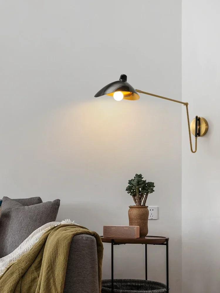Arandela de Parede Articulável Lindy - Design Versátil e Elegante