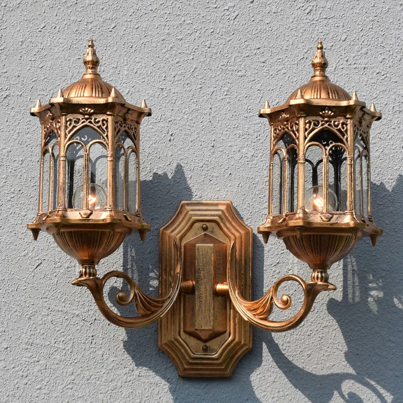Arandela Colonial Dupla para Área Externa - Design Clássico Bivolt