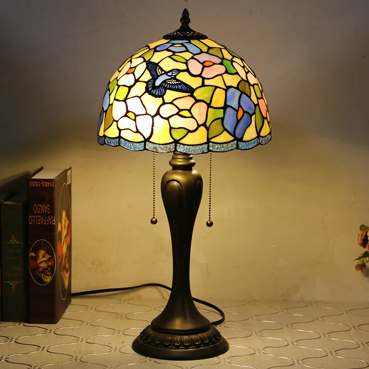 Abajur de Mesa Tiffany 12" Pássaros — Vitral Artesanal