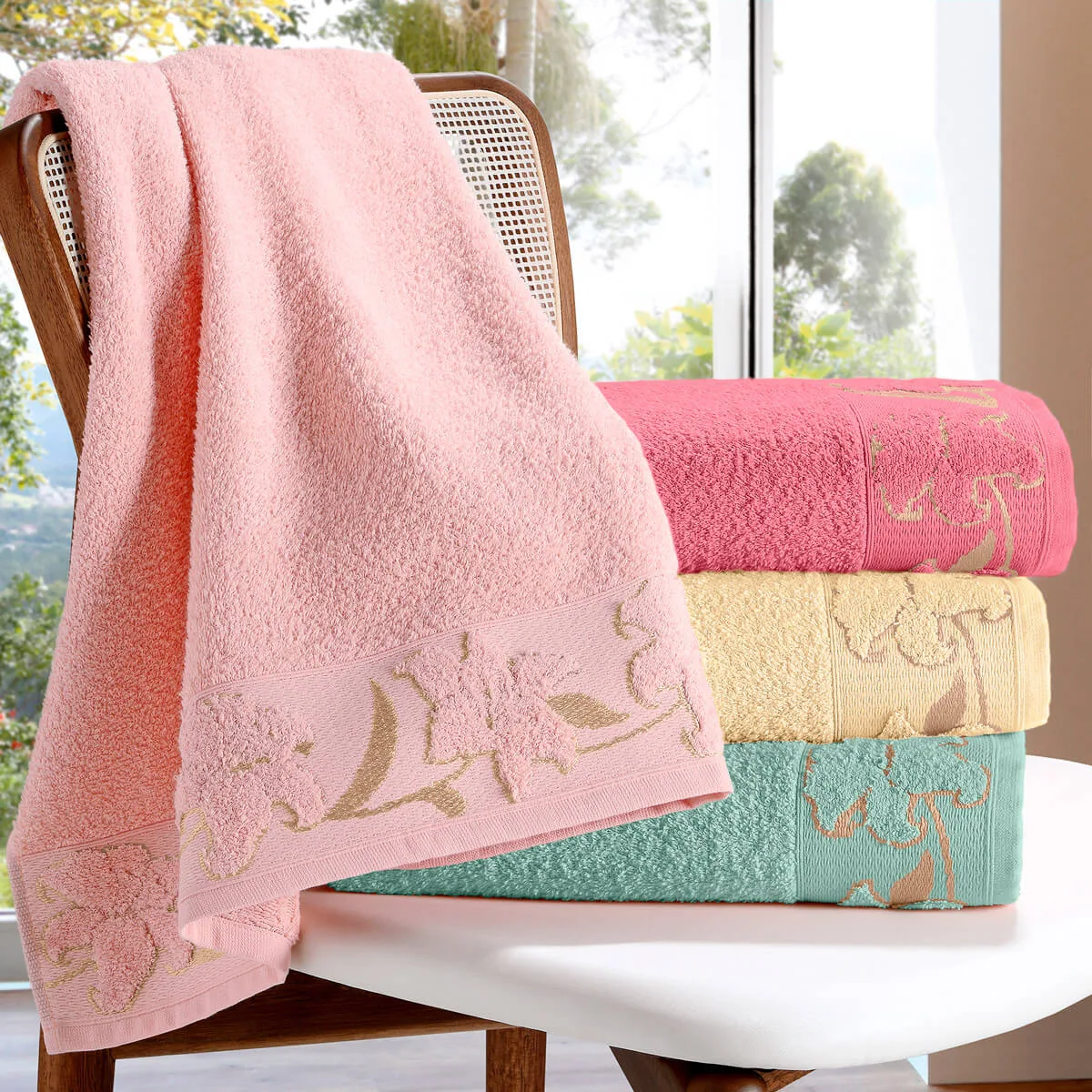 Toalha de Rosto Algodão 380g/m² Jacquard Floral 50x70cm Conforto