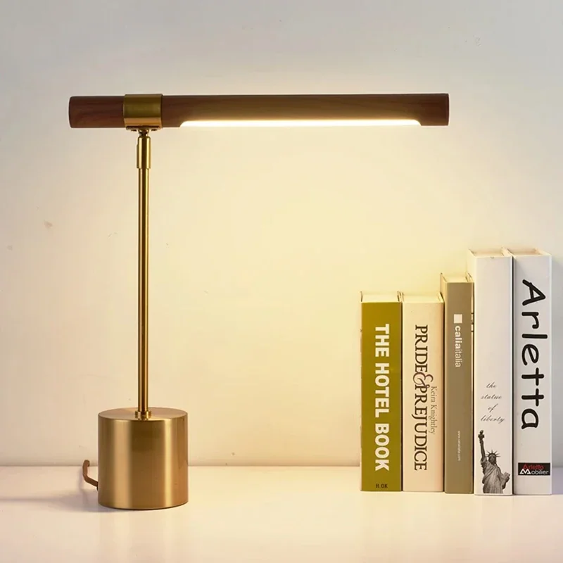 Luminária de Mesa Industrial Dourada LED Cobre