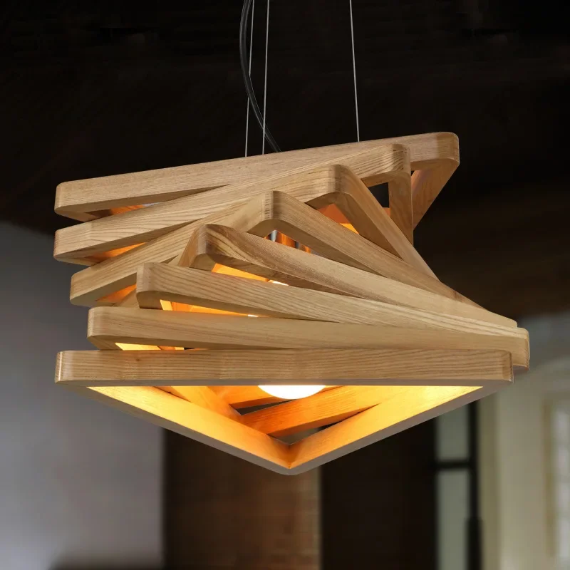 Lustre de Madeira Triangular LED para Ambientes Modernos