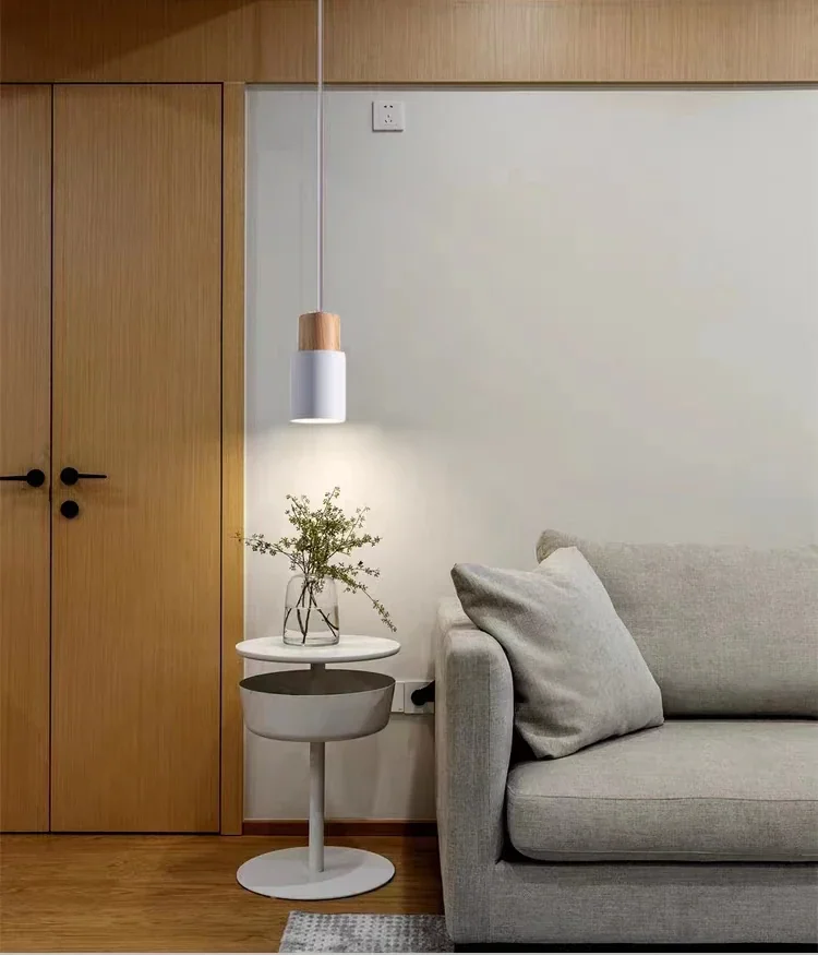 Pendente Minimalista Santina: Design Moderno para Seu Ambiente