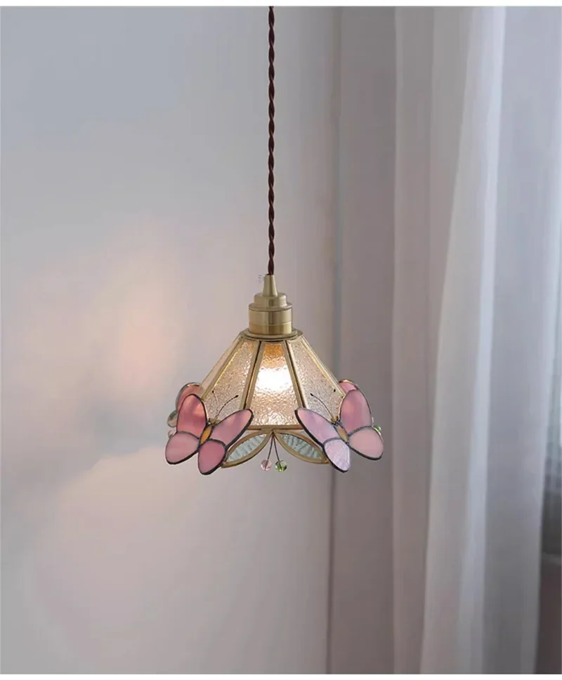 Pendente Tiffany Vitral Borboleta Artesanal - Toque de Cor e Serinidade