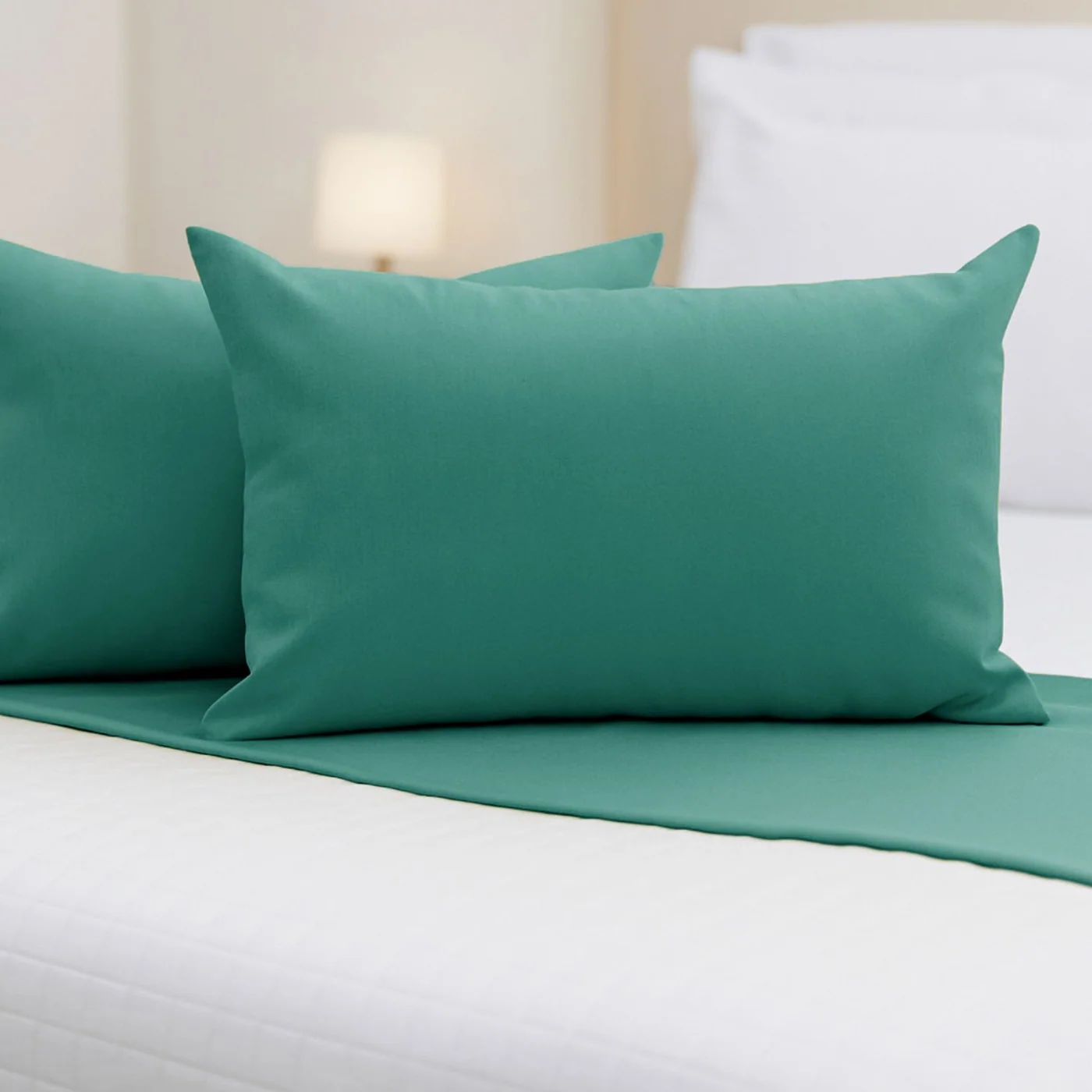 Kit Peseira Queen com Almofadas Suede Elegantes - 3 Peças