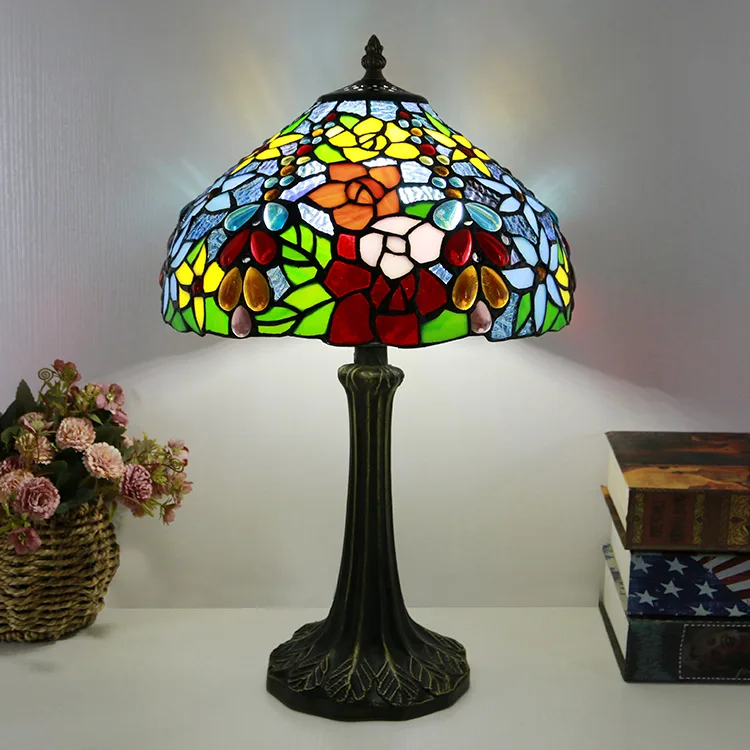 Abajur de Mesa Tiffany 12" Floral — Vitral Artesanal