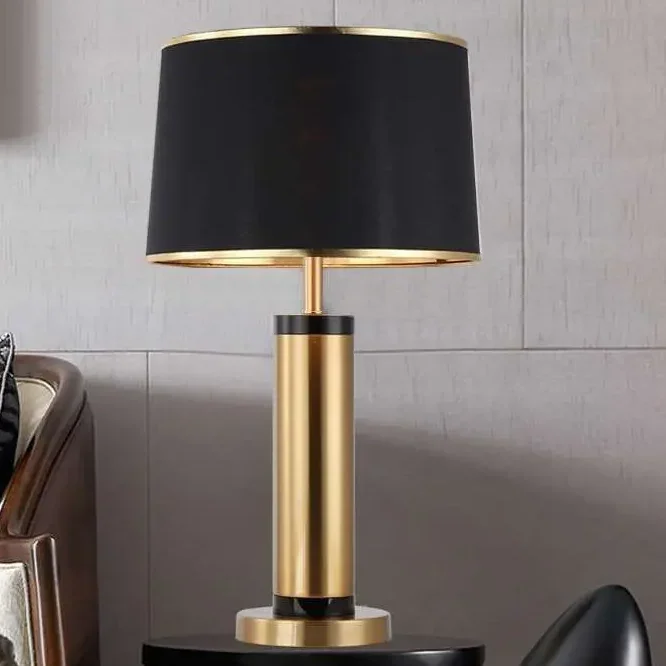 Abajur Moderno Dourado com Cúpula Preta ou Branca