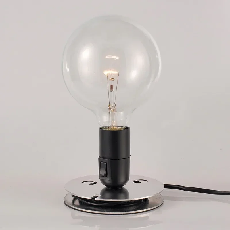 Luminária de Mesa Bulbo Design Clássico Bivolt
