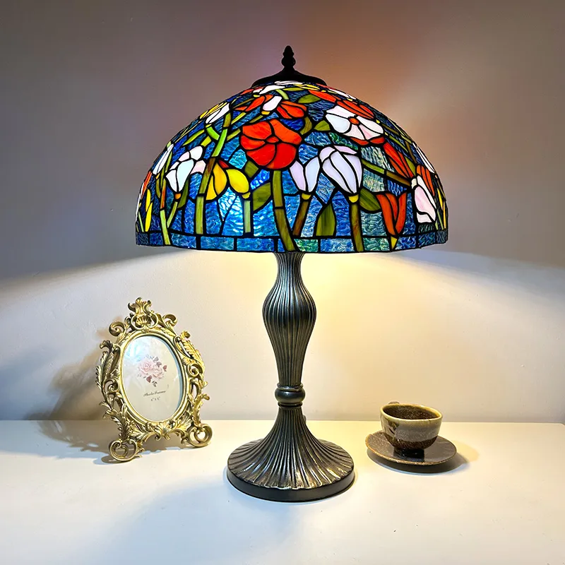 Abajur de Mesa Tiffany 16" Vitral Clássico — Vitral Artesanal