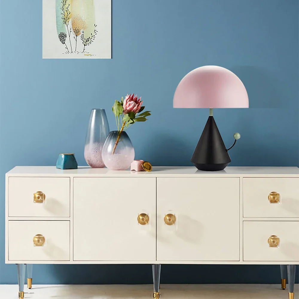 Abajur de Mesa Colorido Bivolt com Design Moderno para Decoração