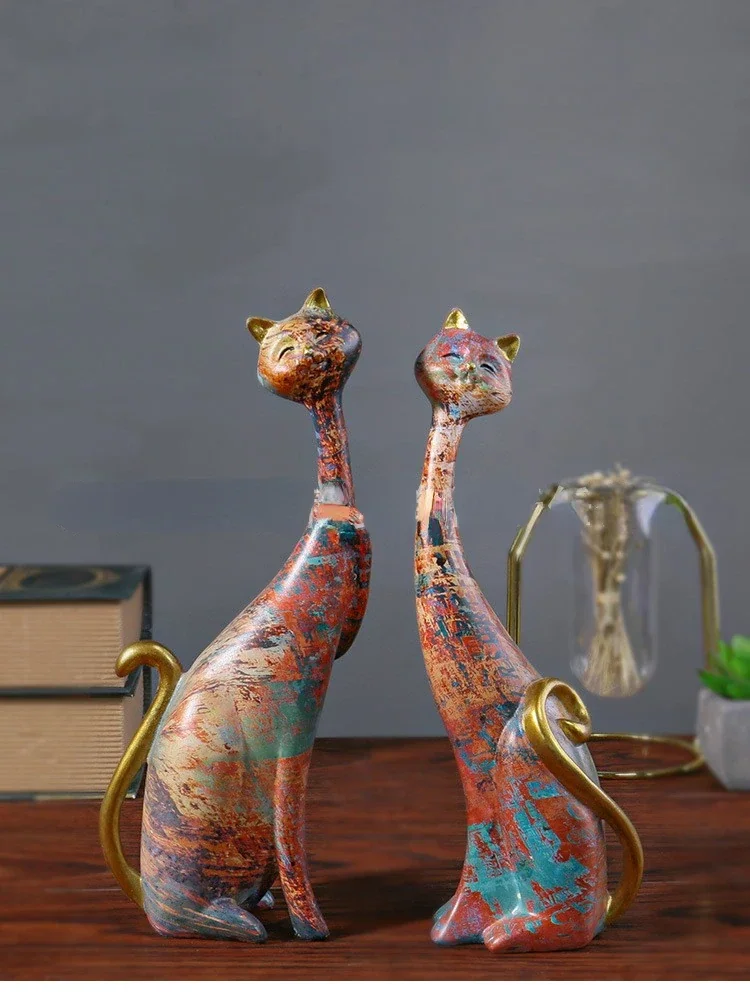 Escultura de Gato Decorativa Estilo Graffiti - Dupla Moderna