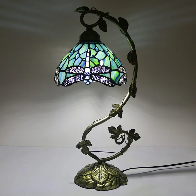 Abajur de Mesa Tiffany 8" Libélula — Vitral Artesanal