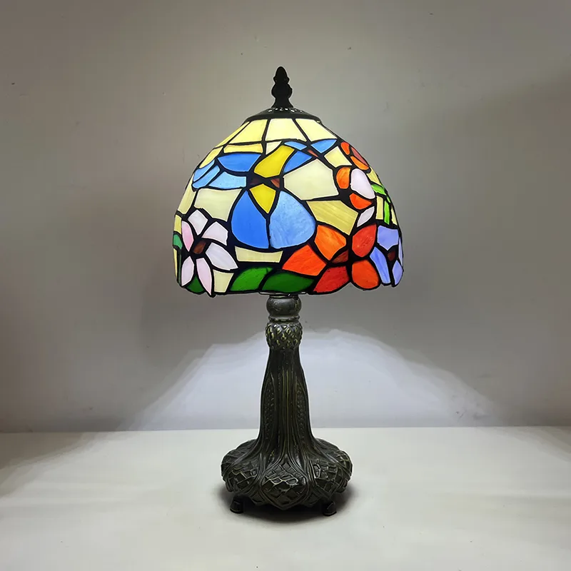 Abajur de Mesa Tiffany 8" Beija-flor — Vitral Artesanal