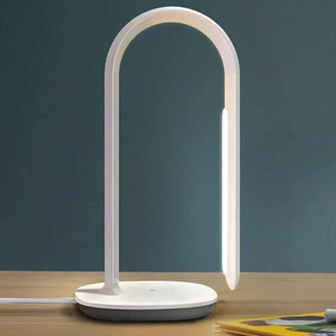 Luminária de Mesa LED Branca Conectividade Smart