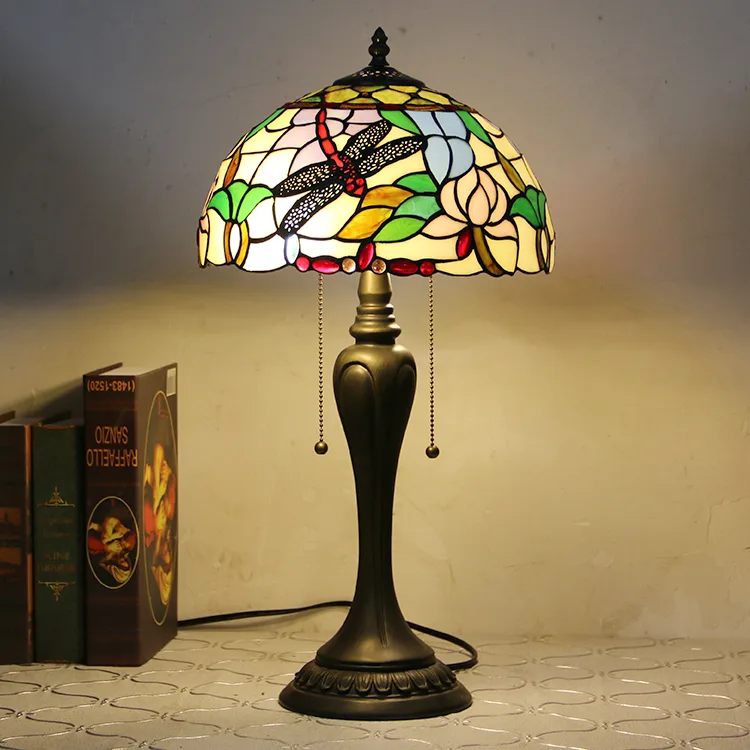 Abajur de Mesa Tiffany 12" Libélula — Vitral Artesanal
