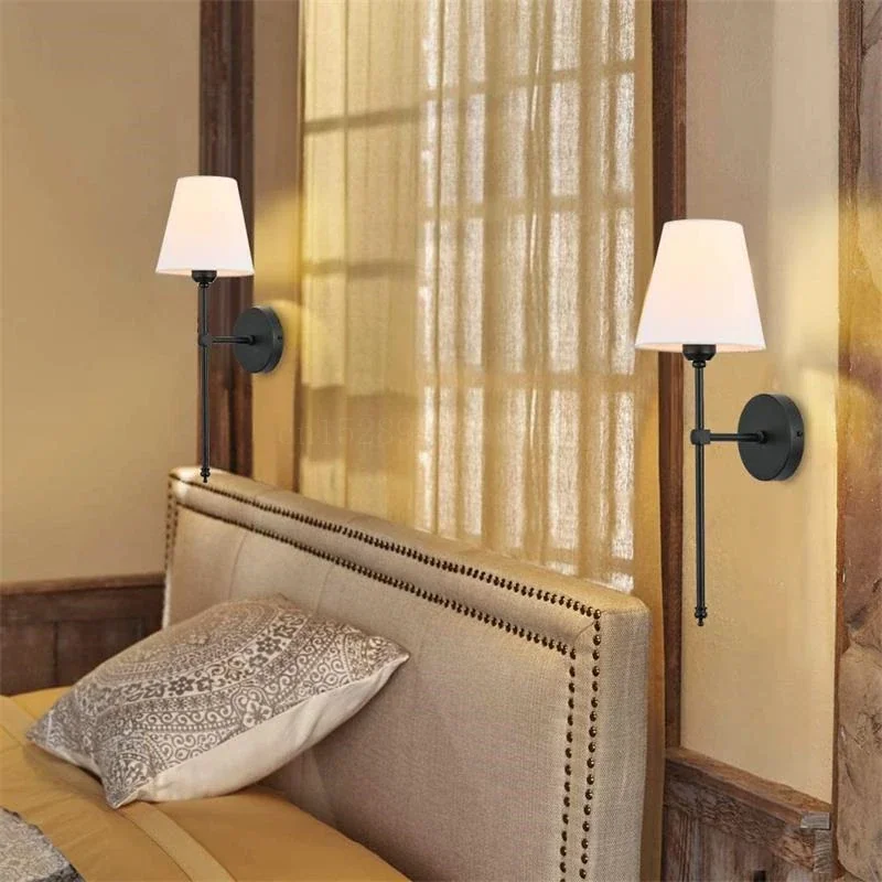 Arandela de Parede Elegance: Toque Clássico e Iluminação Aconchegante
