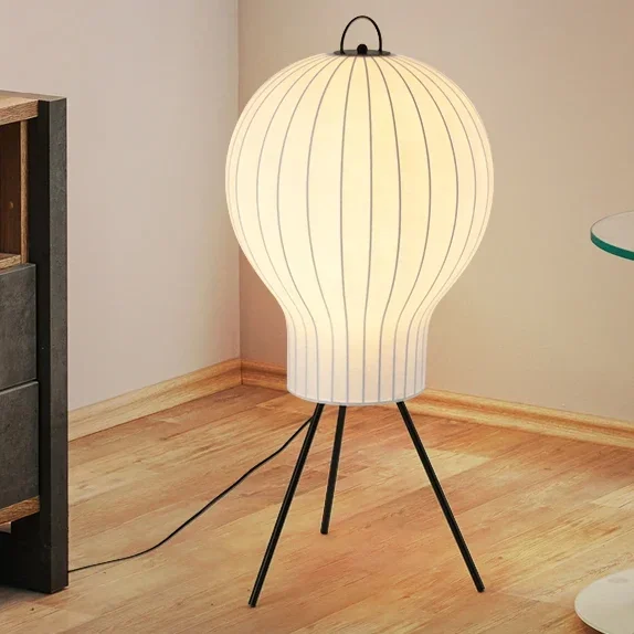 Coluna de Chão Balão Wabi Sabi em Seda