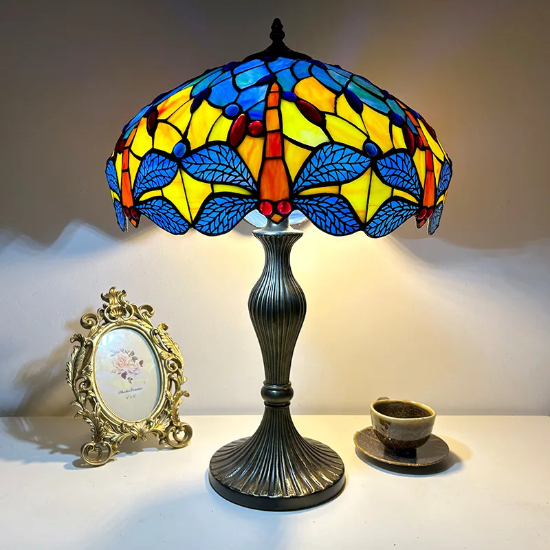 Abajur de Mesa Tiffany 16" Libélula — Vitral Artesanal