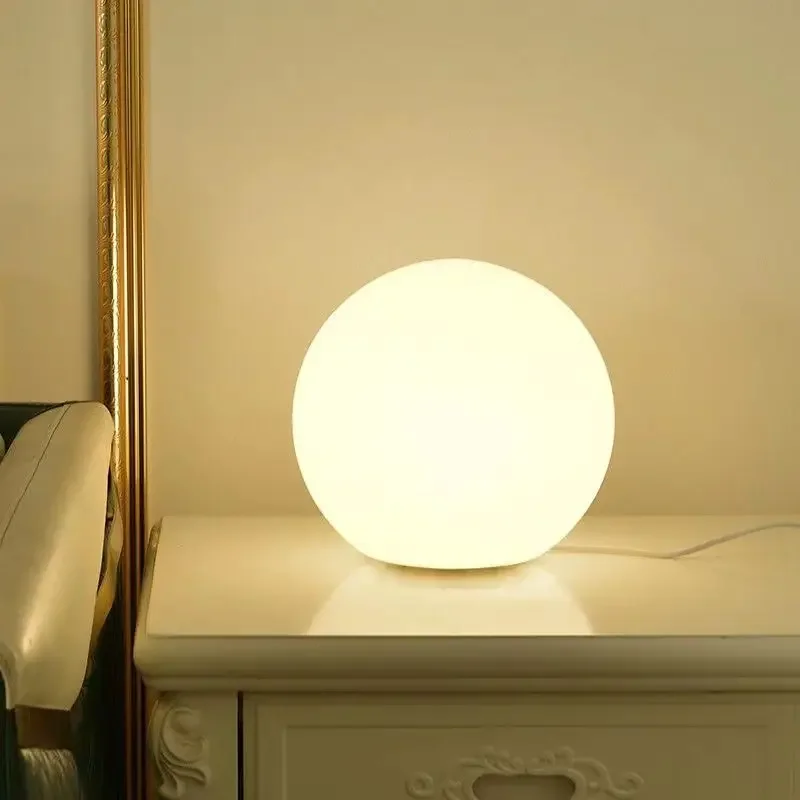 Abajur Esfera Translúcida Design Contemporâneo
