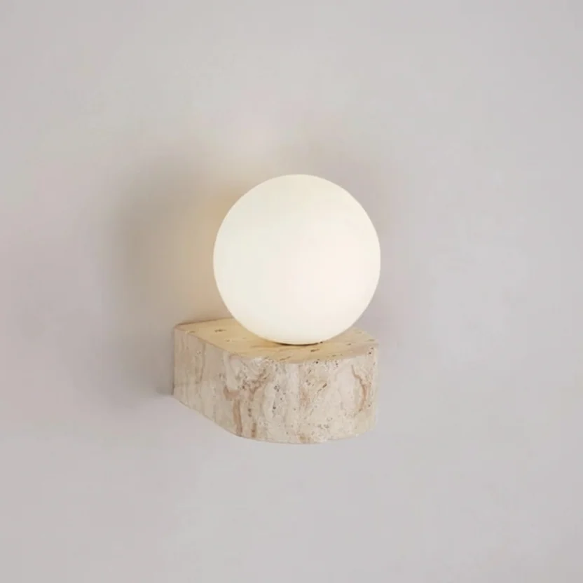 Arandela de Parede Alba em Travertino com Luz Quente Bivolt