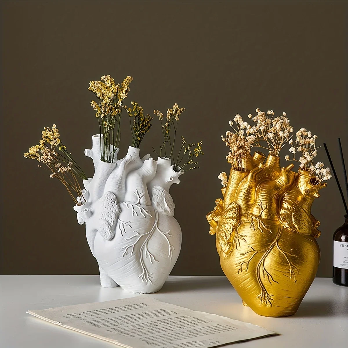 Escultura Vaso Coração Anatômico Decorativo Resina Moderna