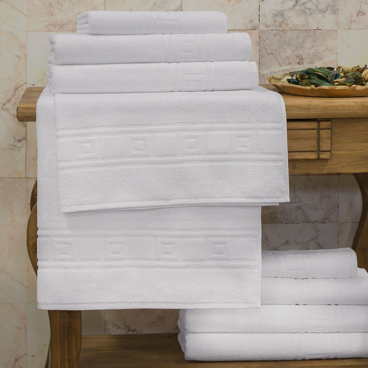 Toalha de Banho Gigante Hotelaria Fio Retorcido 480g/m² 81x150cm