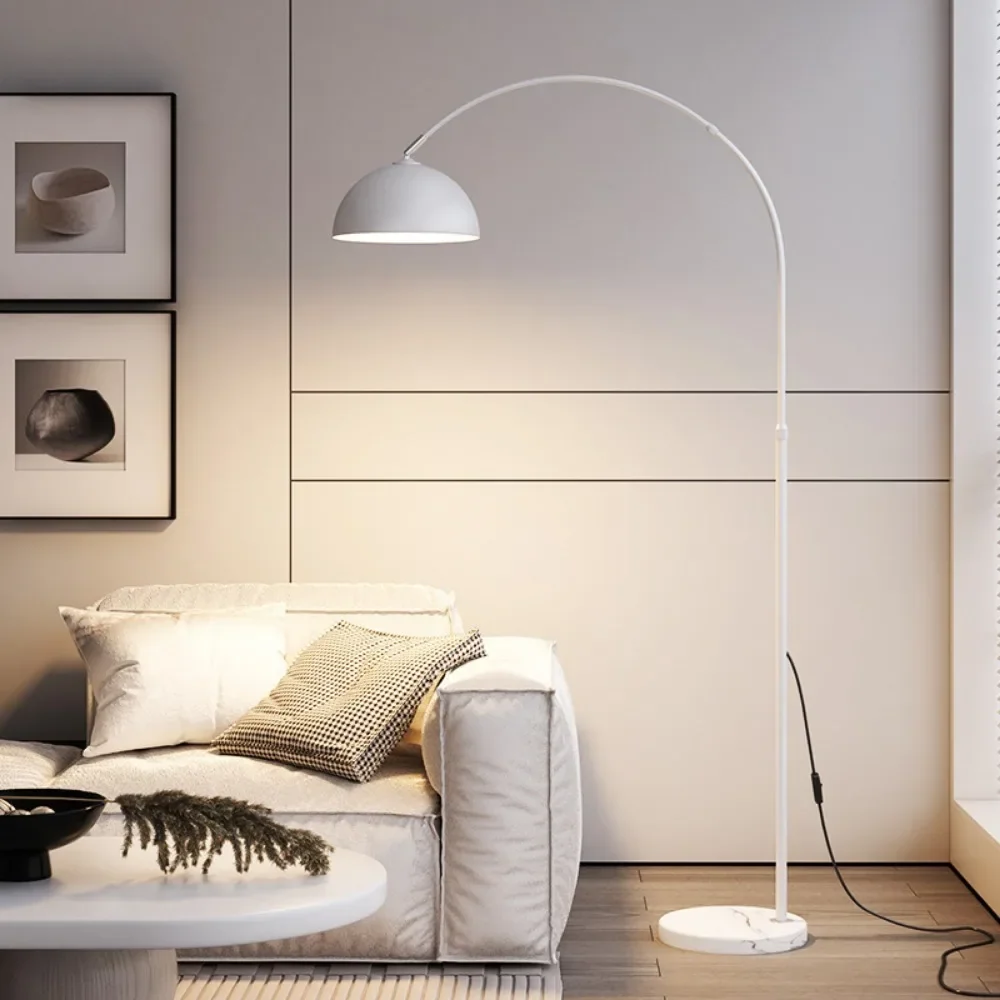 Coluna de Chão Curva com Cúpula Meia Esfera