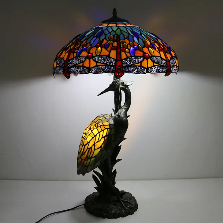Abajur de Mesa Tiffany 18" Libélula — Vitral Artesanal