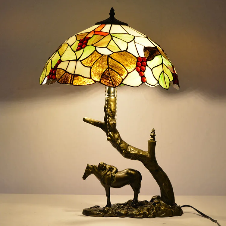 Abajur de Mesa Tiffany 16" Folhagens — Vitral Artesanal