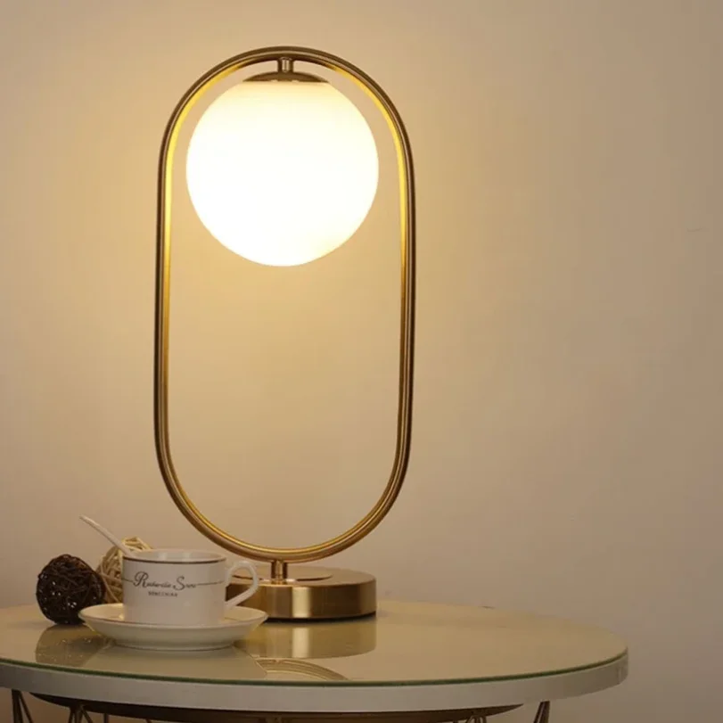 Luminária de Mesa Esfera de Vidro Fosco Design Italiano