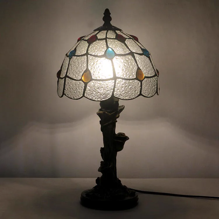 Abajur de Mesa Tiffany Rosas — Vitral Artesanal