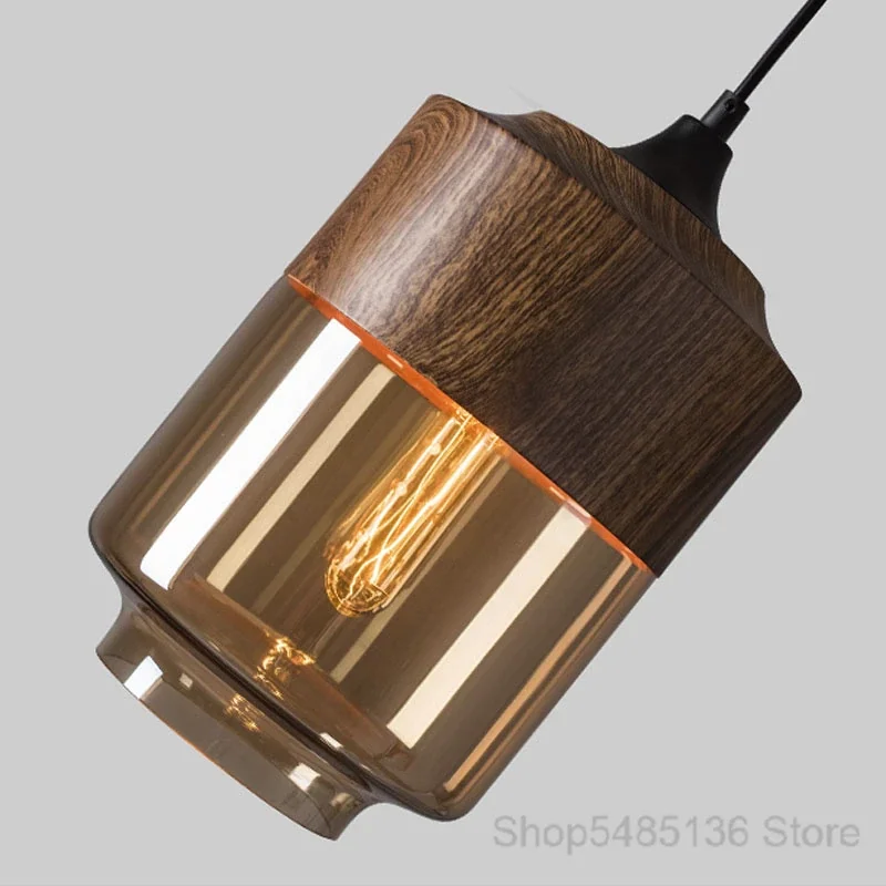 Pendente Metal e Vidro: design sofisticado e toque amadeirado