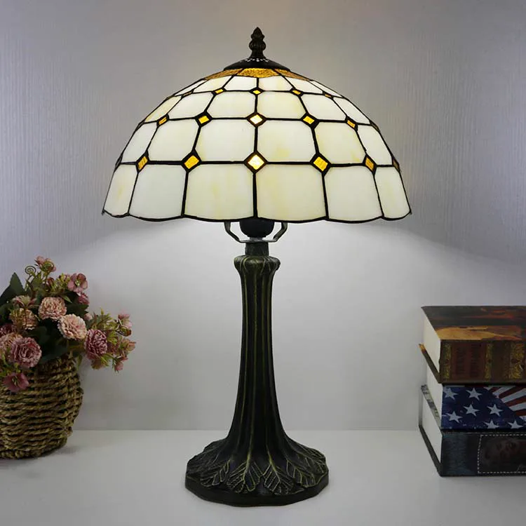 Abajur de Mesa Tiffany 12" Vitral Clássico — Vitral Artesanal
