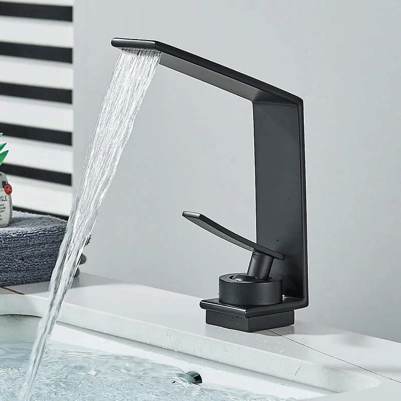 Torneira Monocomando Amandy Cascata para Lavabo e Banheiro