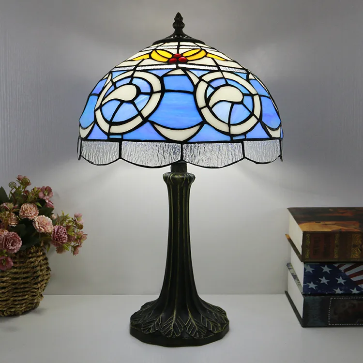Abajur de Mesa Tiffany Vitral Clássico — Vitral Artesanal