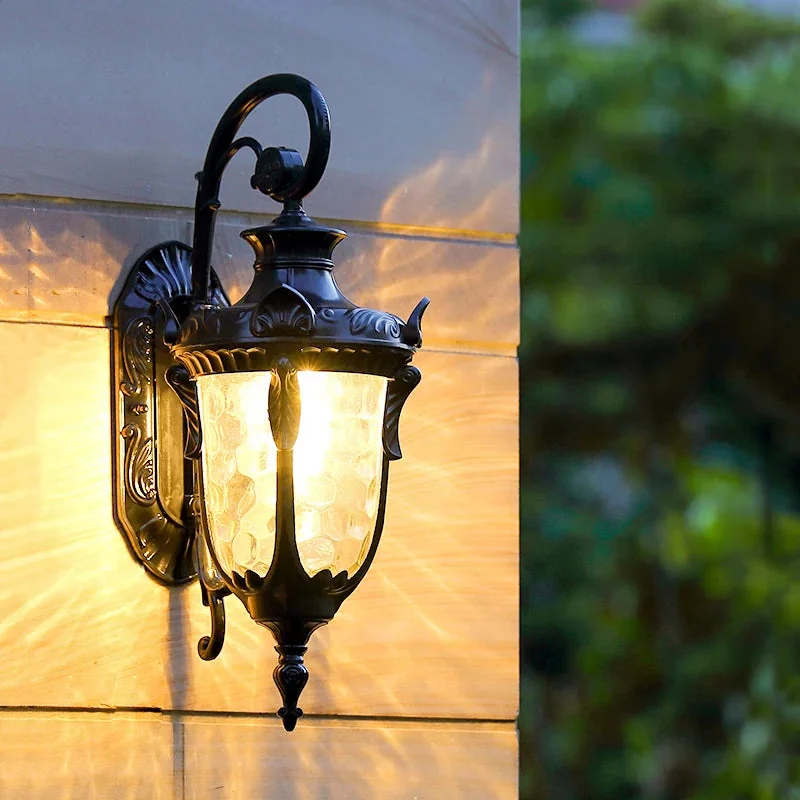 Arandela Colonial Externa Impermeável IP65: Elegância Clássica Bivolt
