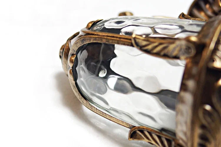Arandela Colonial Externa Impermeável IP65: Elegância Clássica Bivolt