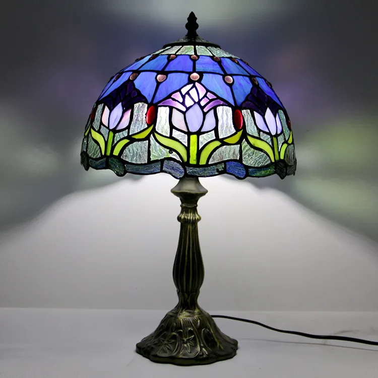 Abajur de Mesa Tiffany 12" Tulipas — Vitral Artesanal